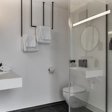 By Maier - Kontaktloser Check-in *