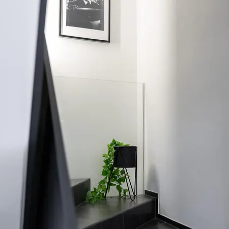 By Maier - Kontaktloser Check-in * Feldkirch