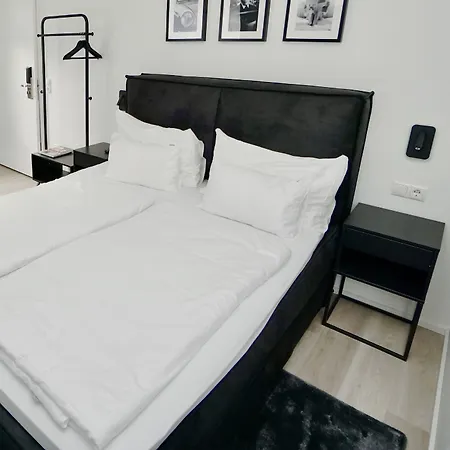 By Maier - Kontaktloser Check-in Feldkirch