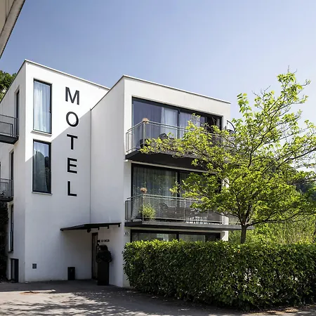 By Maier - Kontaktloser Check-in Hotell *